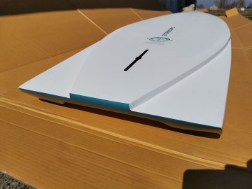 paddleboard-starboard-waterline